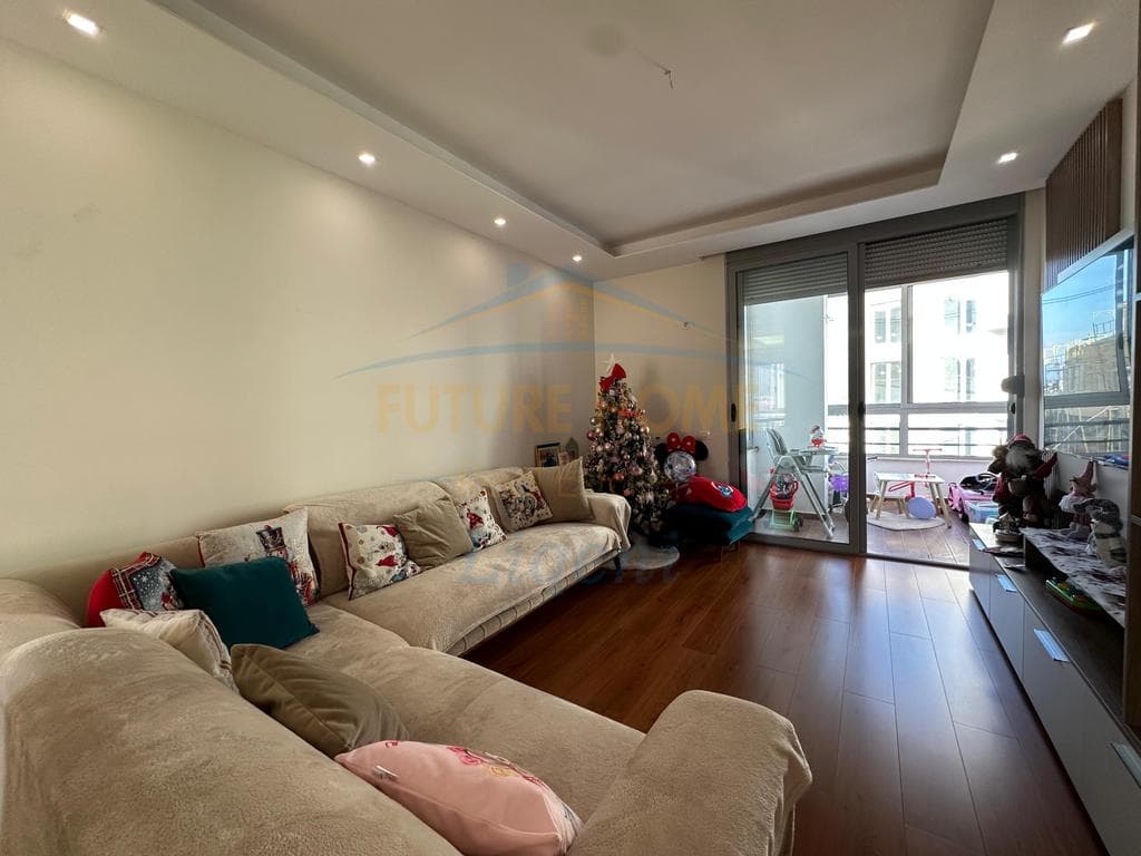 Qera, Apartament 2+1, Liqeni Thate, Tiranë. 2