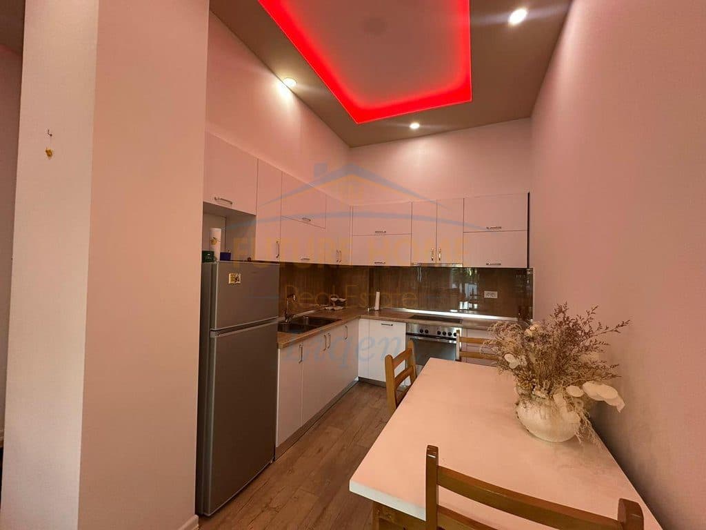 Qera, Apartament 2+1, Liqeni i Thate, Tiranë. 3