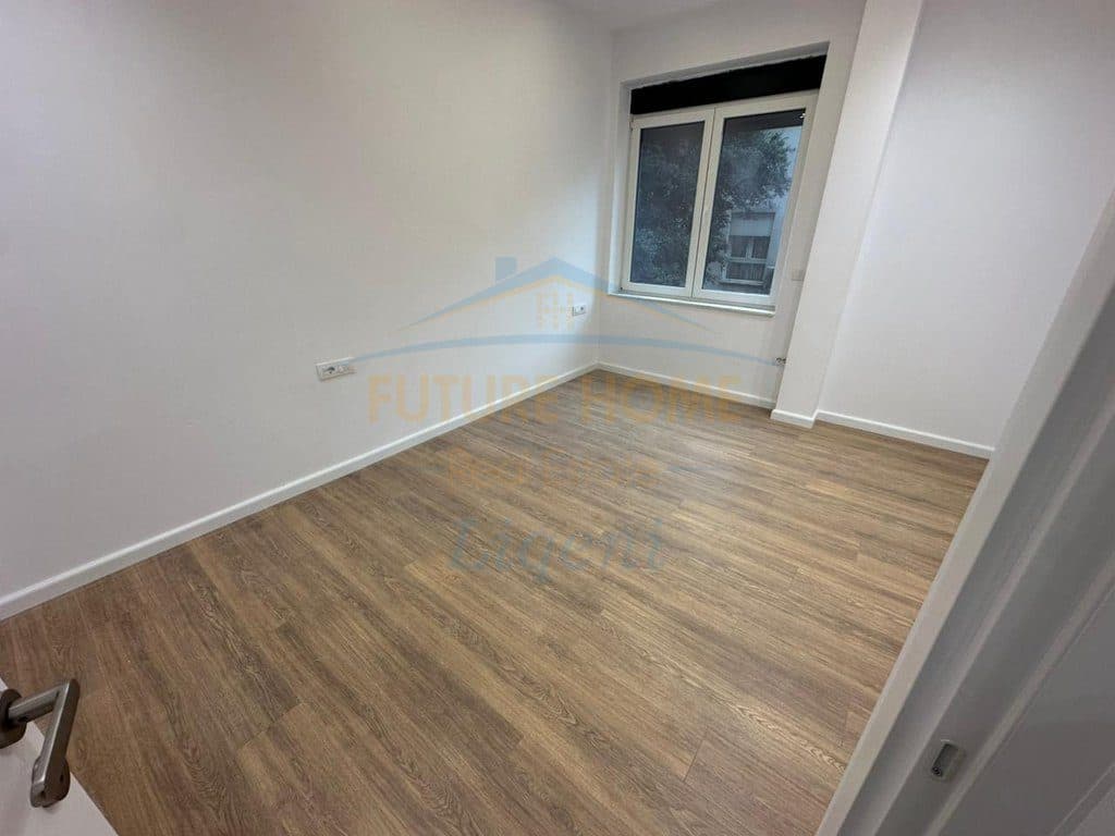 Shitet, Apartament 2+1, Rruga Eduard Mano, Liqeni i Thate, Tiranë. 3