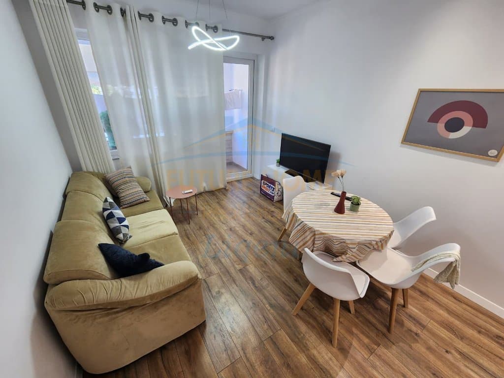 Qera, Apartament 1+1, Myslym Shyri, Tiranë
