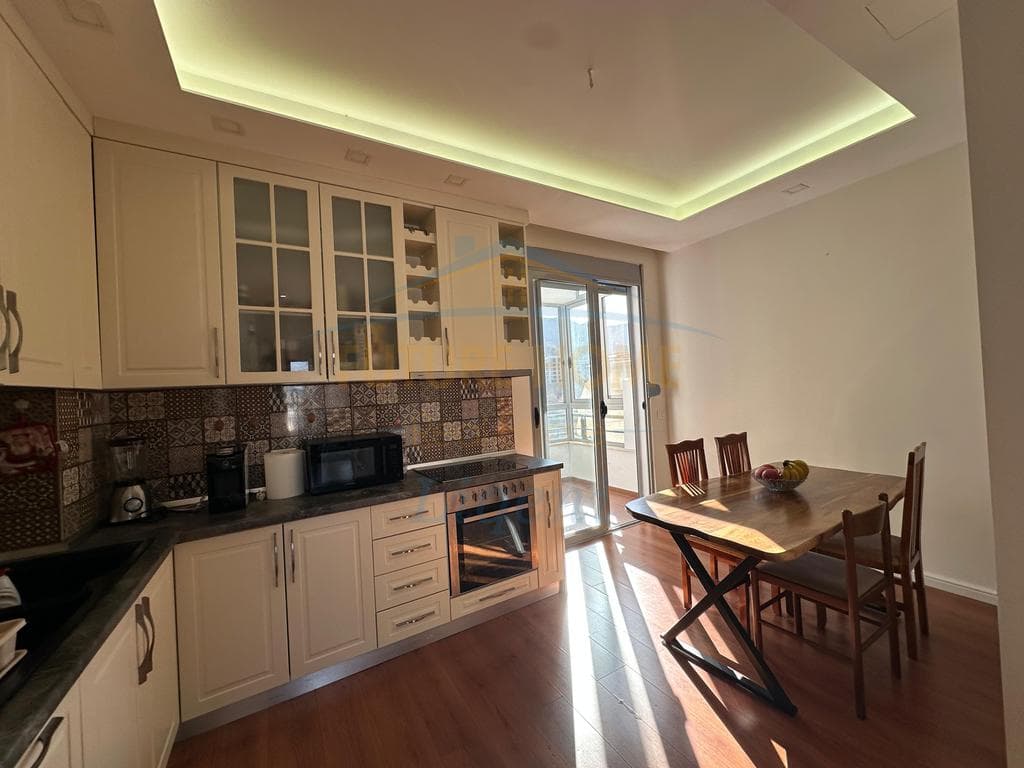 Qera, Apartament 2+1, Liqeni Thate, Tiranë. 4