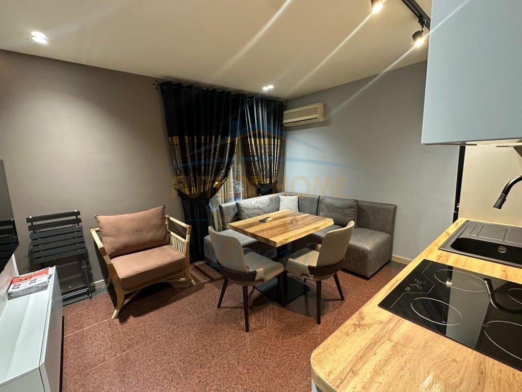 Shitet, Apartament 1+1, Shallvaret, Tiranë 3