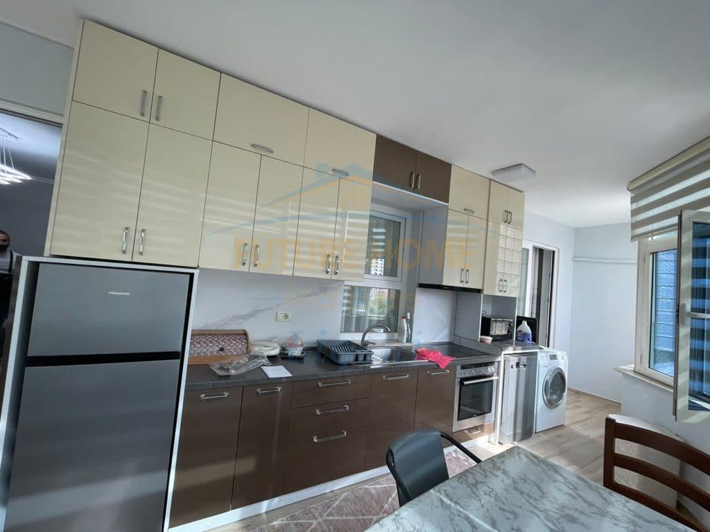 Qera, Apartament 2+1,Rruga Qemal Stafa,Tirane. 4