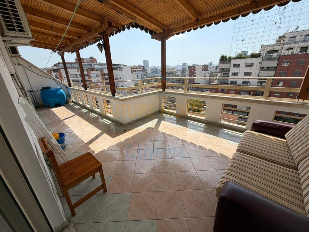 Shitet, Apartament 3+1+Verand, Selvia, Gjimnazi Partizani, Tiranë