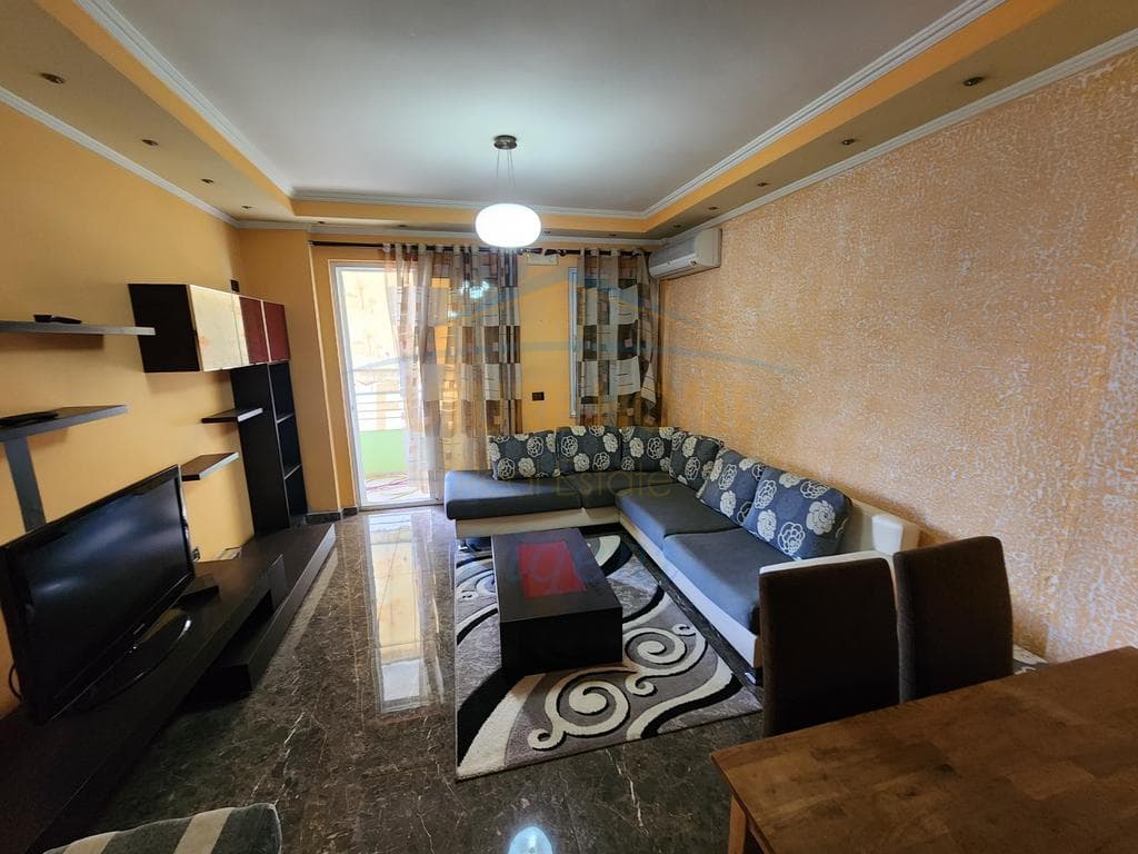 Qera, Apartament 2+1+Post Parkimi, Kodra e Diellit, Tiranë 2