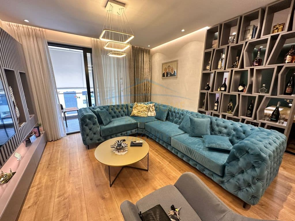 Qera, Apartament 3+1+2, Residenca Alba, Tiranë.