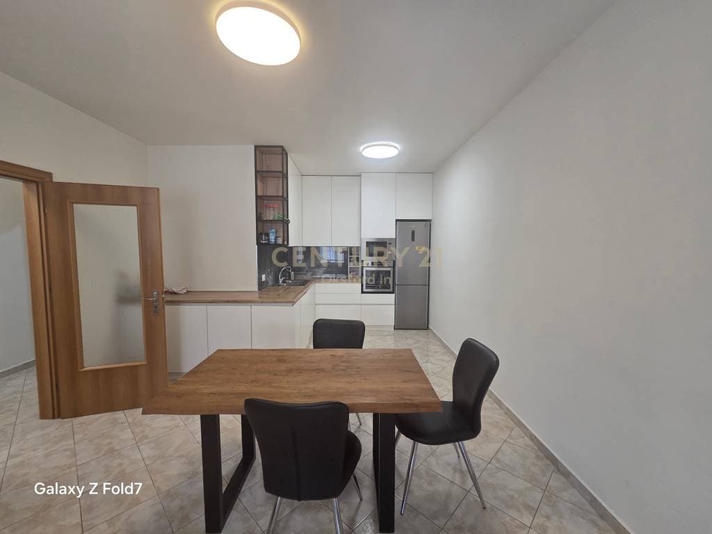 SHITET APARTAMENT 2+1 NE DON BOSKO 4