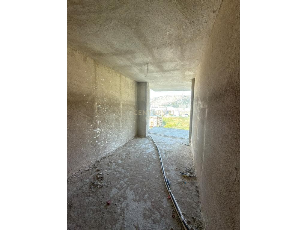 SHITET APARTAMENT 1+1 NË REZIDENCËN GOLDEN HOUSE – KUNE, SHËNGJIN! 3
