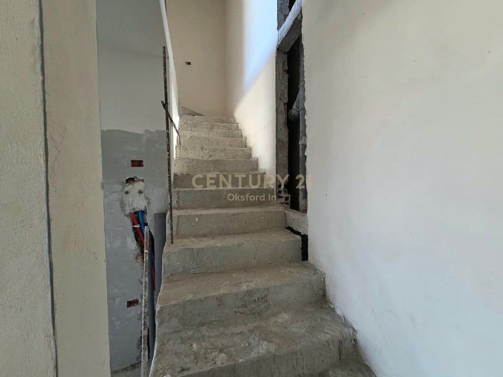SHITET DUPLEX TEK KODRA DIELLIT 4
