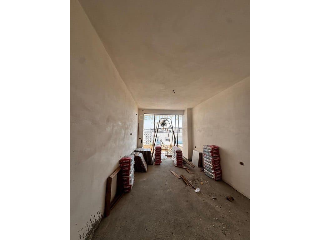 SHITET APARTAMENT 1+1 ME PAMJE NGA DETI 3