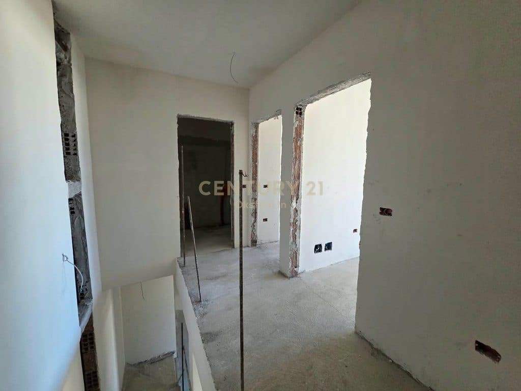 SHITET DUPLEX TEK KODRA DIELLIT 3