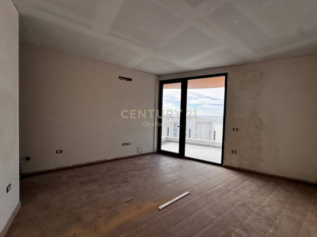SHITET APARTAMENT 2+1 TEK RANA HEDHUN 3