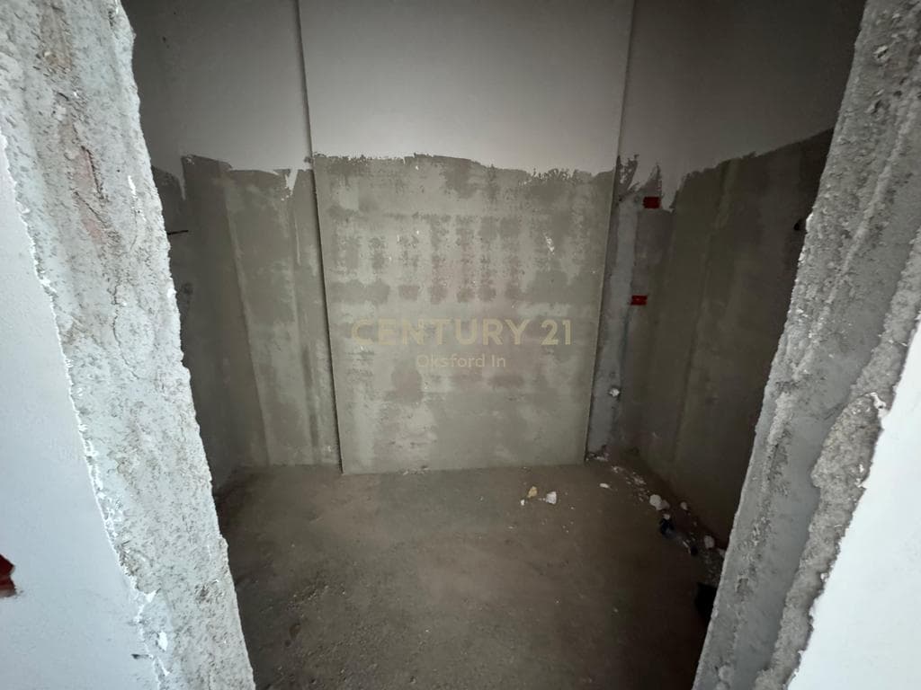 SHITET APARTAMENT 1+1 NË SHENGJIN – 77 m² ME PAMJE NGA DETI