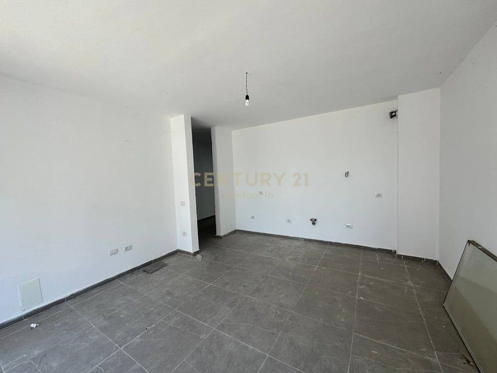 EKSKLUZIVE SHITET APARTAMENT 1+1 NE TALE 4
