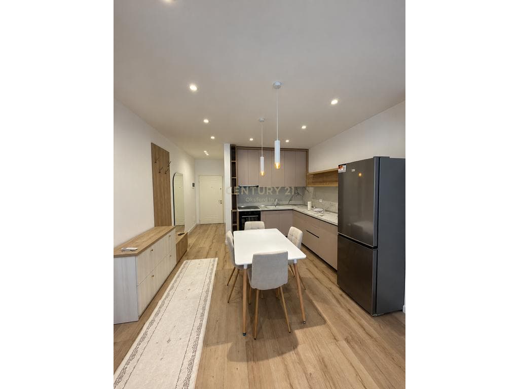 JEPET ME QIRA APARTAMENT 1+1 ME TARRACË, TEK MERIDIANI, SHKODËR 2