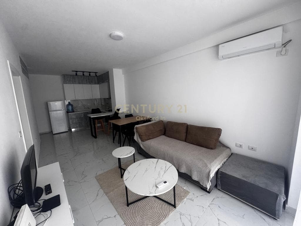 SHITET APARTAMENT 1+1 I ARREDUAR NE SHENGJIN 2
