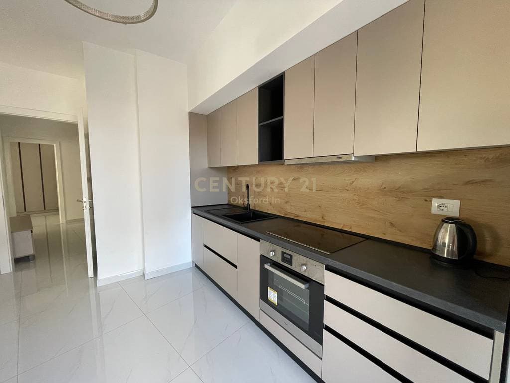 APARTAMENT 2+1+2 PER SHITJE NE ZEMER TE SHENGJINIT, 142.3 m², 213,450€ 3