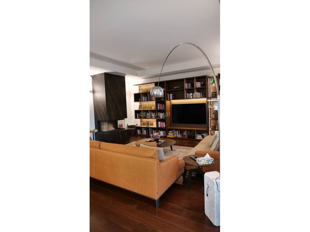 ✨ EKSKLUZIVE | PENTHOUSE PER SHITJE LUXURY 3+1 📍 KOMPLEKSI DELIJORGJI | TIRANË 4