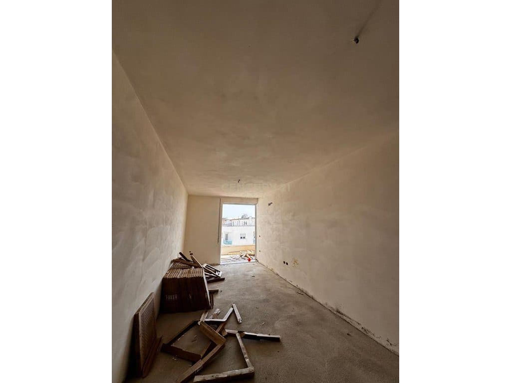 SHITET APARTAMENT 1+1 ME PAMJE NGA DETI 4