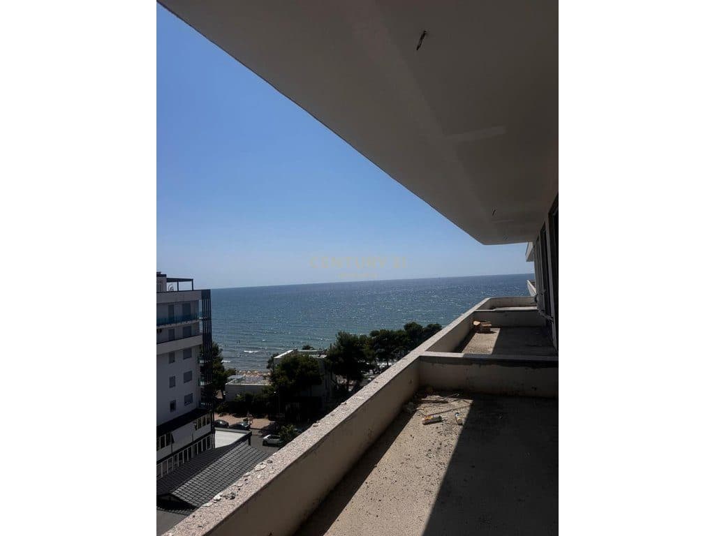 SHITET APARTAMENT 1+1 ME PAMJE NGA DETI