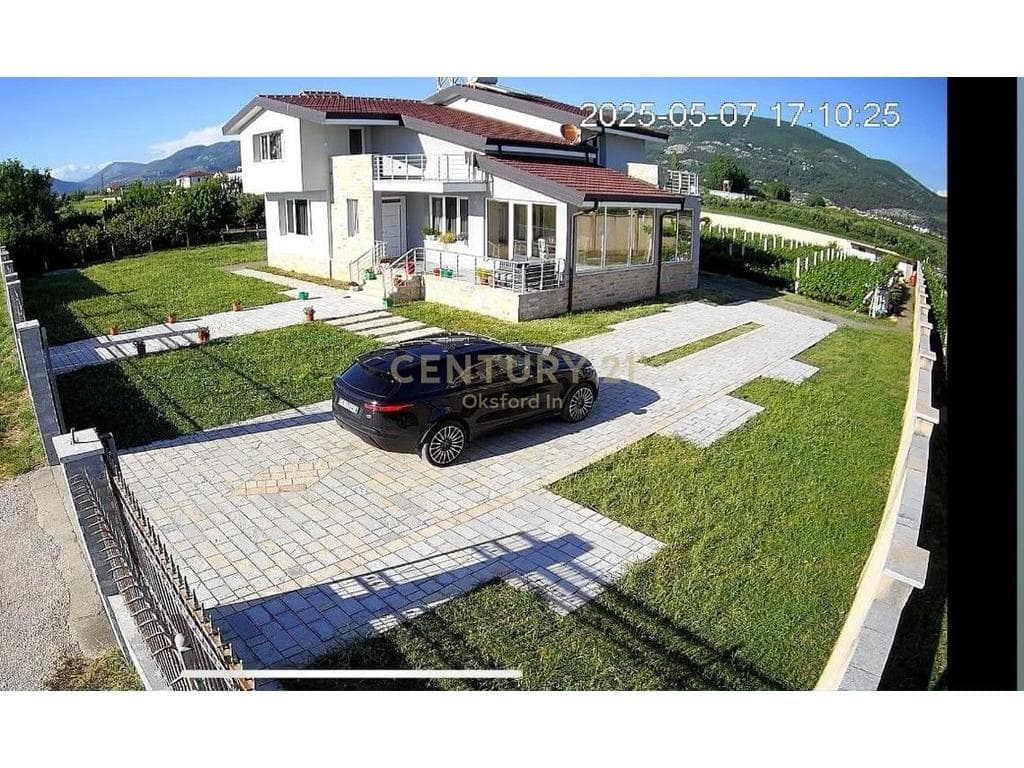SHITET VILË MODERNE + TRUALL NË GAJUSH, LEZHË