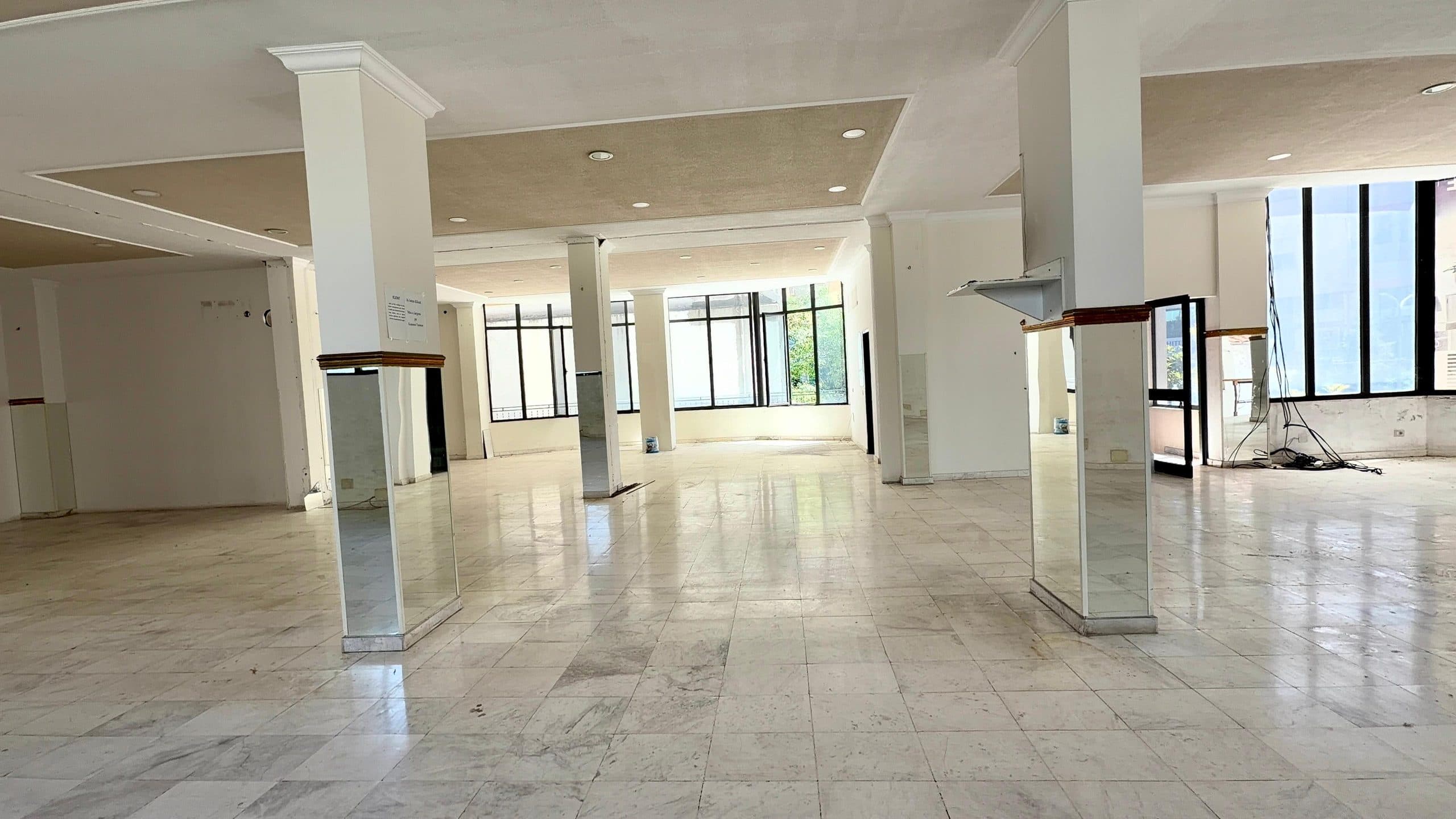 Shop for rent in Elbasan 4