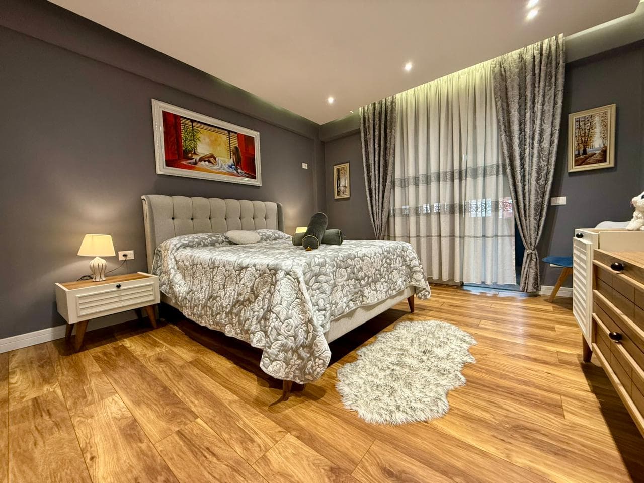 APARTAMENT 1+1 PËR QIRA, BLLOKU 4