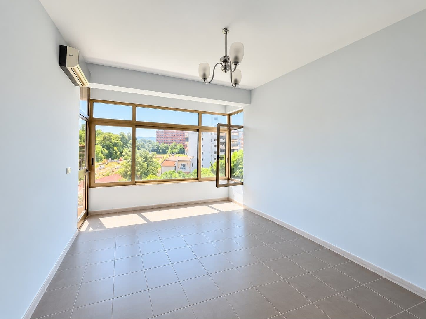 APARTAMENT 3+1+2 ME QIRA 4
