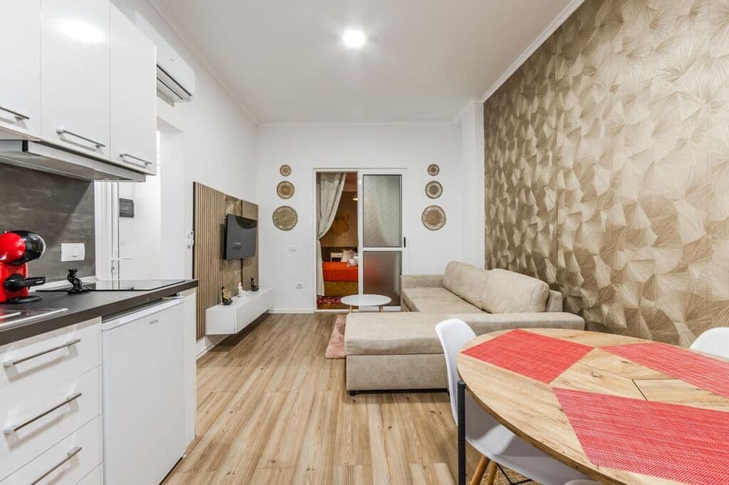 APARTAMENT 1+1 PËR QIRA 2