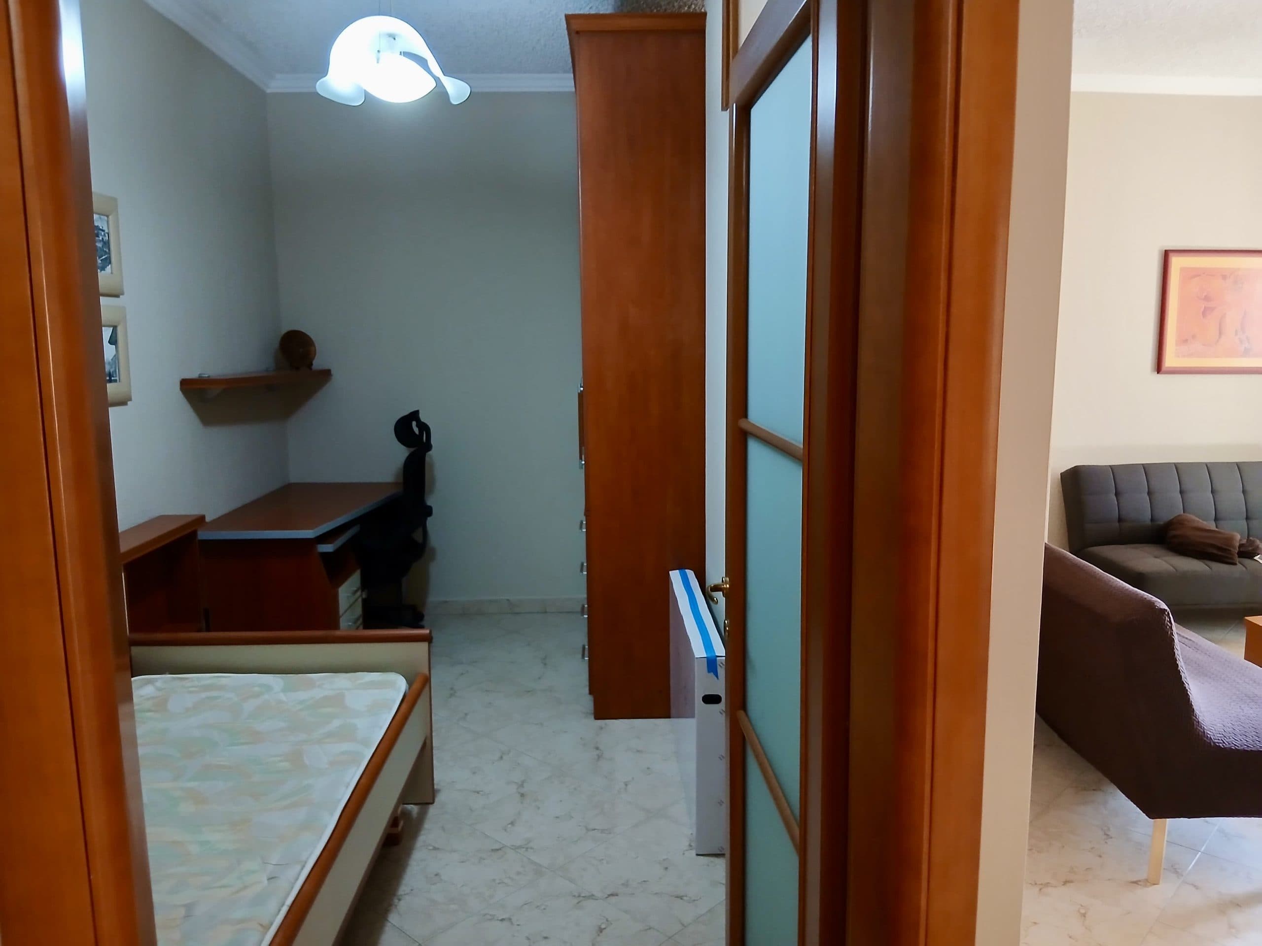 APARTAMENT 2+1 ME PAMJE NGA LIQENI ARTIFICIAL 4
