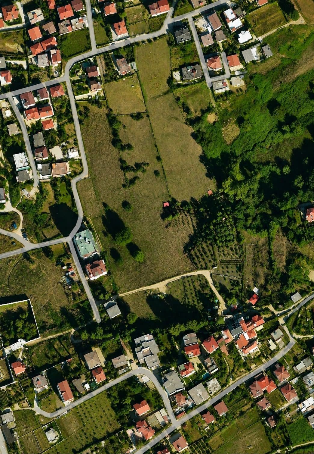 Truall për Shitje – Pranë Vilave Gjermane 2