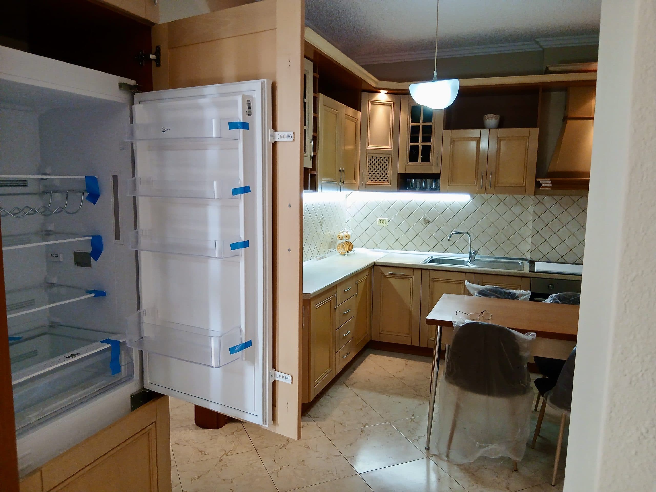 APARTAMENT 2+1 ME PAMJE NGA LIQENI ARTIFICIAL 3