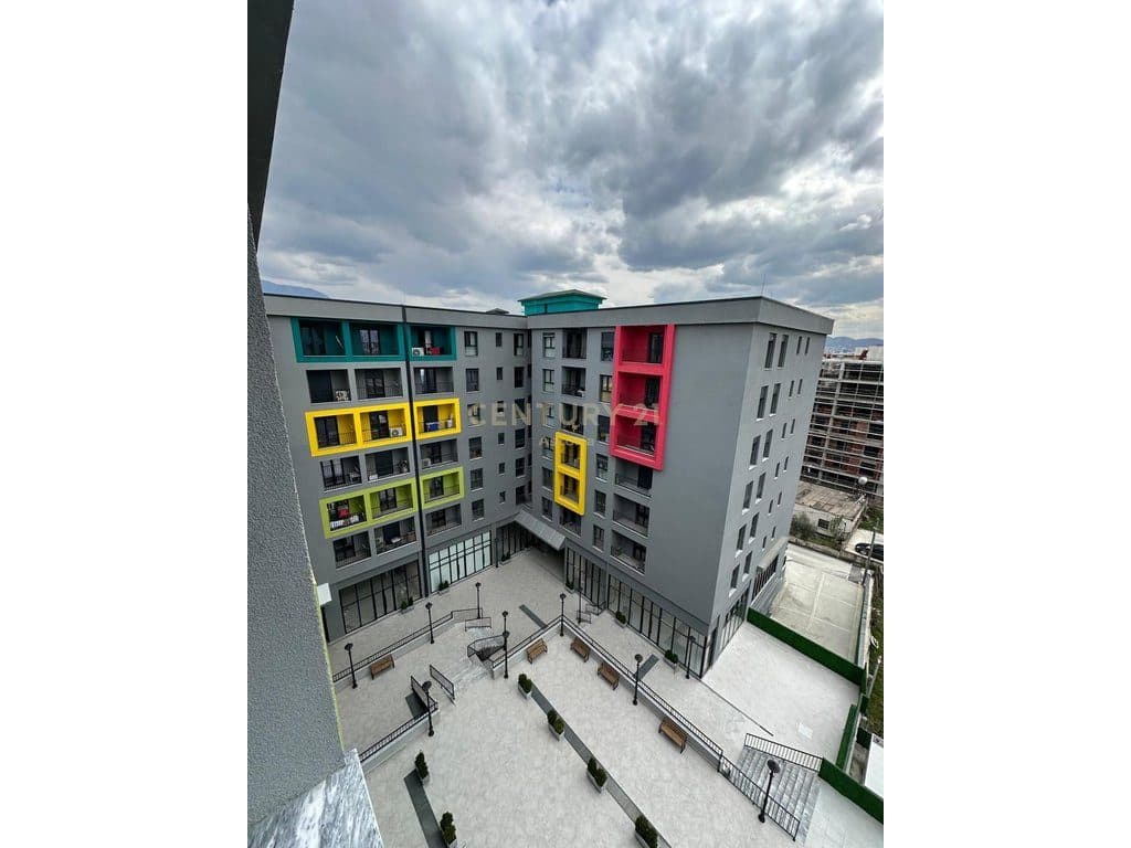 Jepet me qera apartament 1+1 tek Kompleksi “Splash Color”, Paskuqan,me administrim të paguar për tre vjet! 2