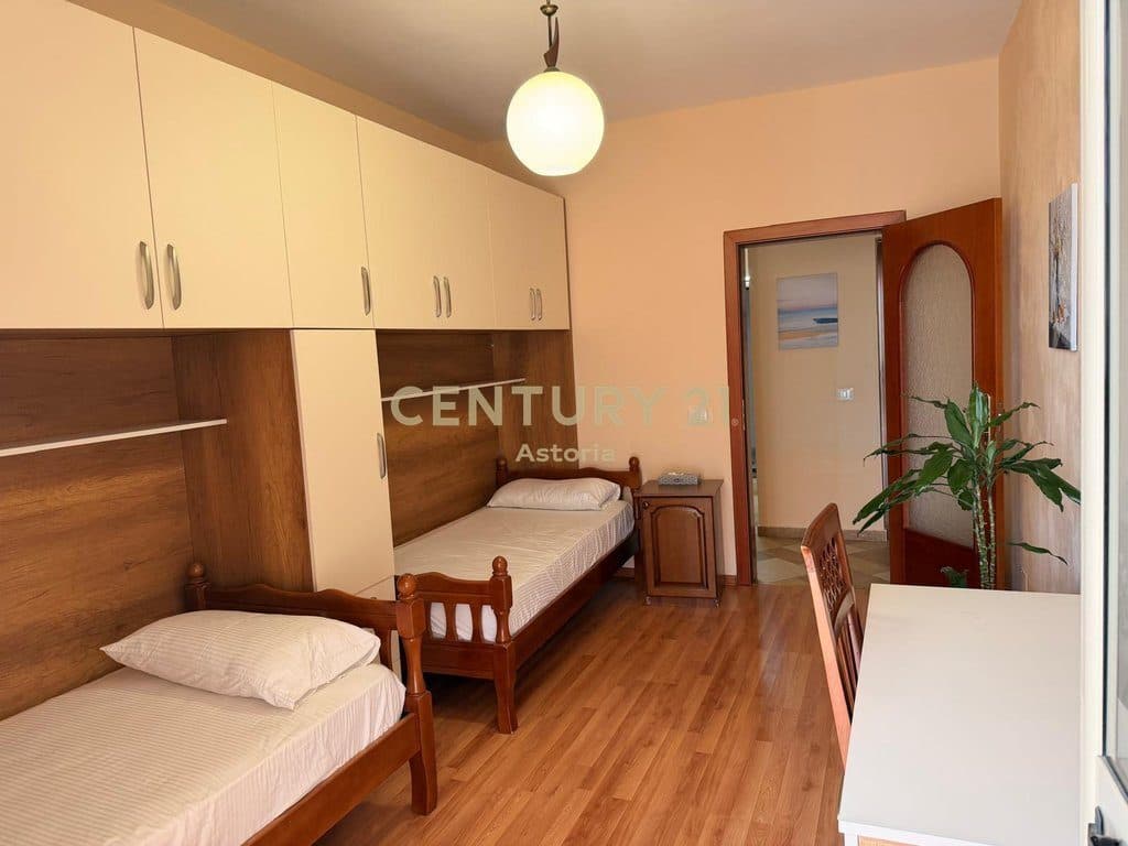 Apartment for Rent – Balcony with Panoramic View over the City | Excellent Location in Tirana 3