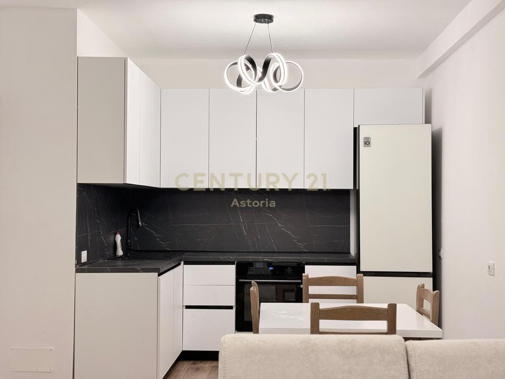 SHITET APARTAMENT 1+1 TE KOMPLEKSI E88, LAPRAKE 4
