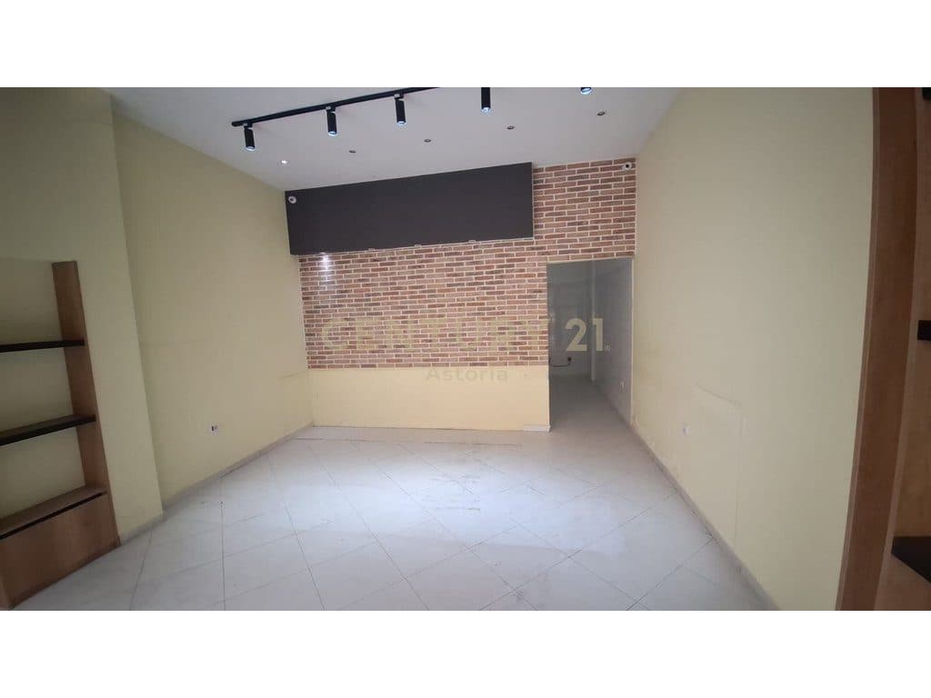 COMMERCIAL SPACE FOR SALE IN ASTIR 2