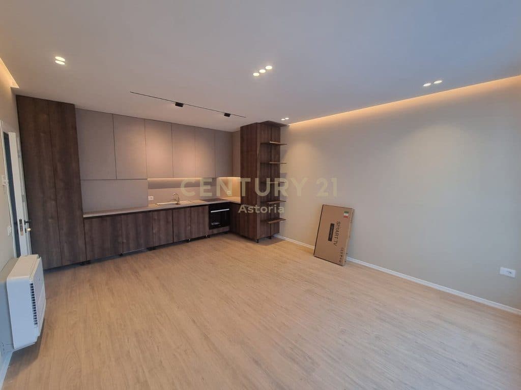 Jepet me qira apartament 1+1 te Bulevardi i Ri