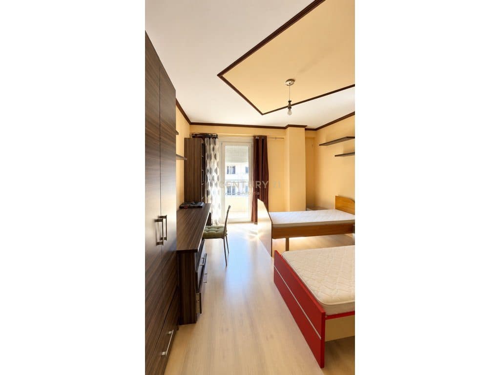 APARTAMENT 2+1+2 PËR SHITJE NË ASTIR 3