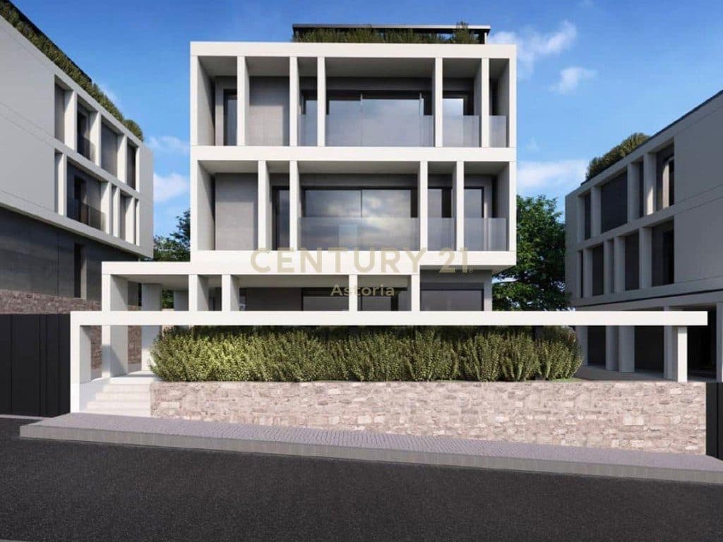 Apartament 2+1 për Shitje në Farkë, Pranë Liqenit – 120 m², Oborr Privat & 2 Parkime
