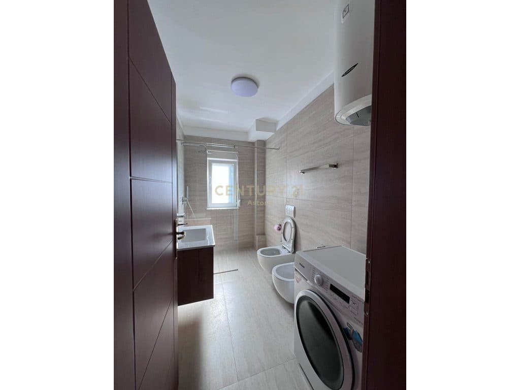 Jepet me qira apartament 2+1. Rruga e Elbasanit 2