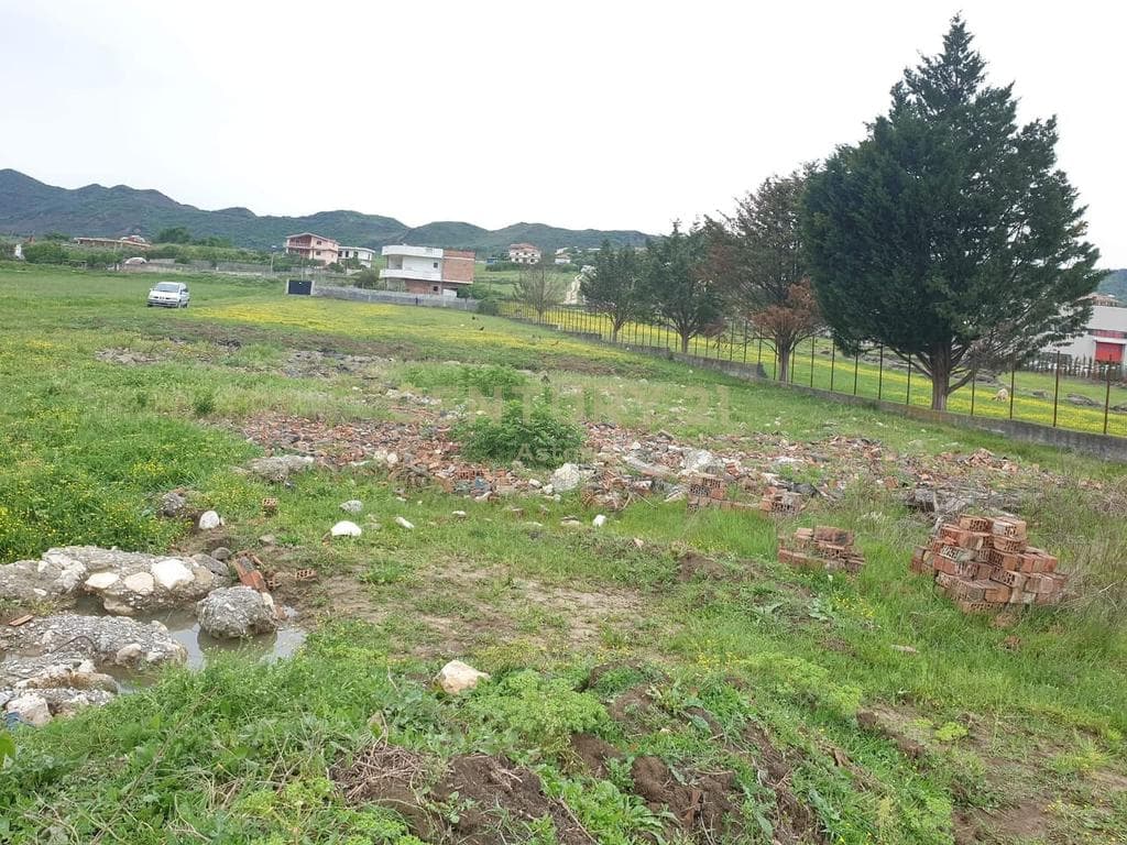 Tokë për shitje në Picar, pranë City Park – 1500 m² 4