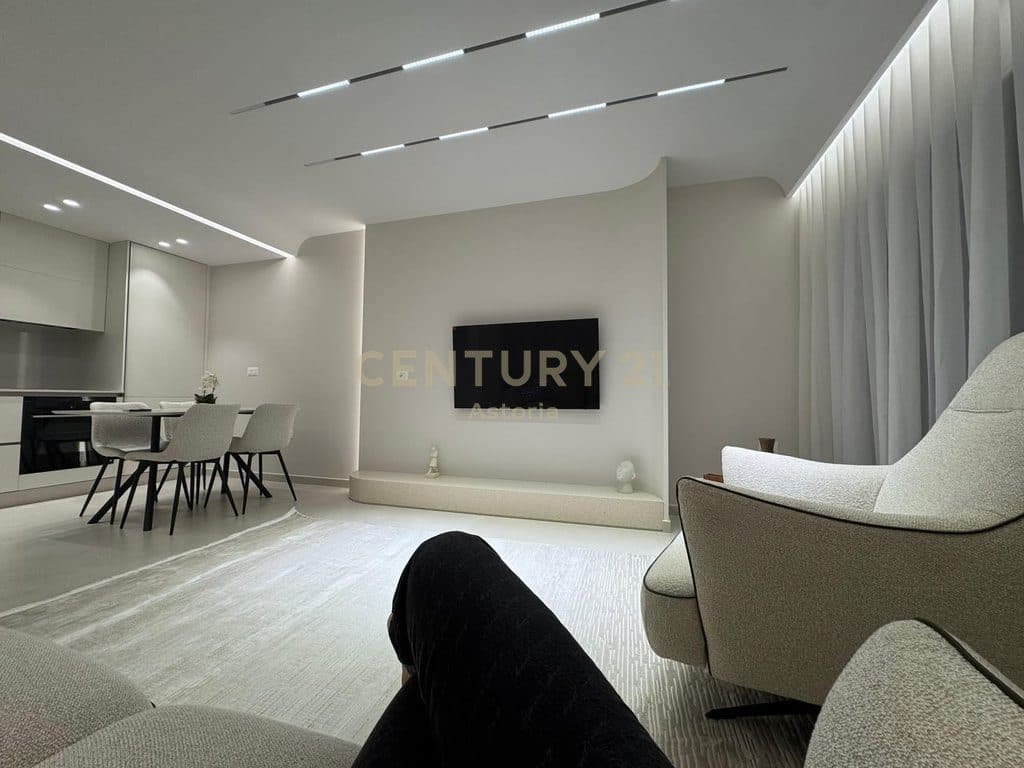 🏡 JEPET ME QIRA APARTAMENT 2+1+2 + POST PARKIMI-KODRA DIELLIT 2