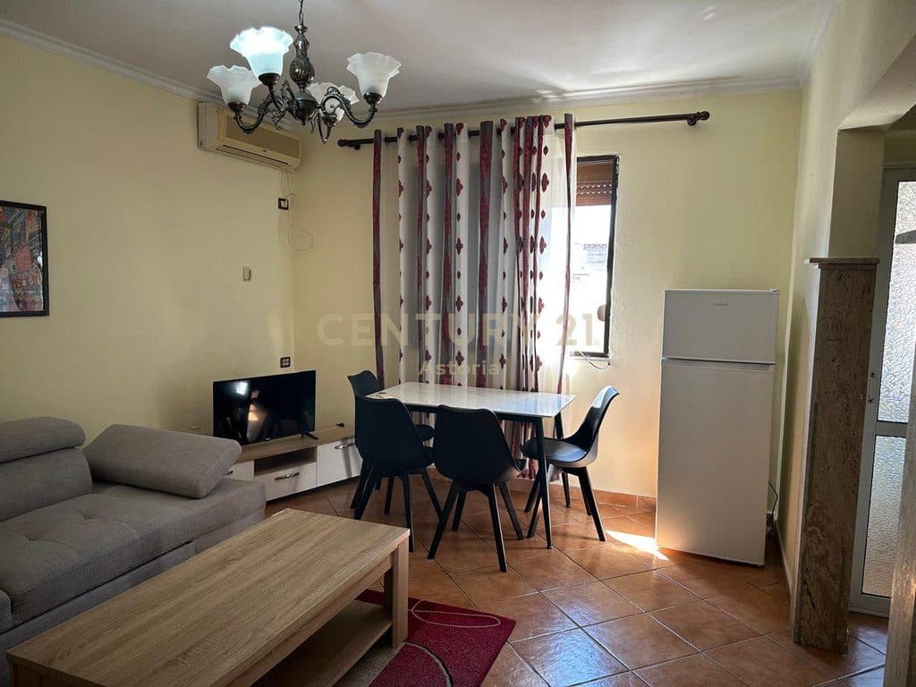 SHITET APARTAMENT 1+1. LAPRAKË 2
