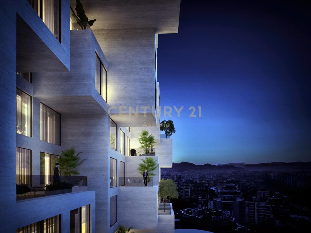 THE ENTIRE FLOOR AT DOWN TOWN ONE IN THE CENTER OF TIRANA IS FOR SALE 4