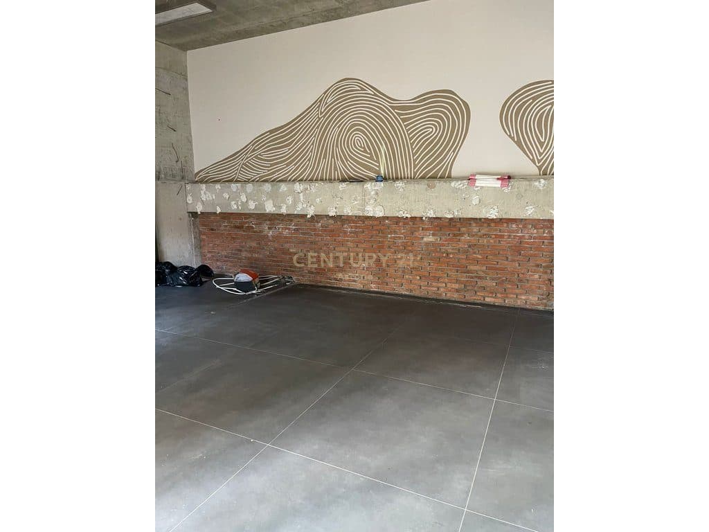 Commercial space for sale – open space 4