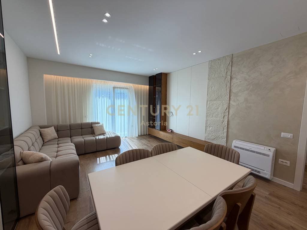 Apartment 2+1+2 for Rent – Barricades Street