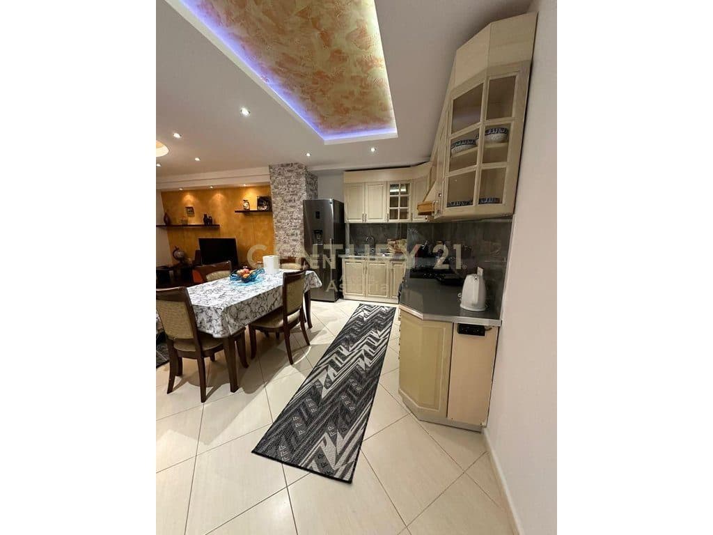 2+1 apartment for sale near Air Albania stadium – Elite location in the heart of Tirana! 2