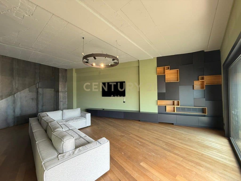 Ulet cmimi!!! Penthouse Modern 200m² me Qira në Astir – Super Hapësirë, Stil Luksoz & Privatësi Maksimale 4