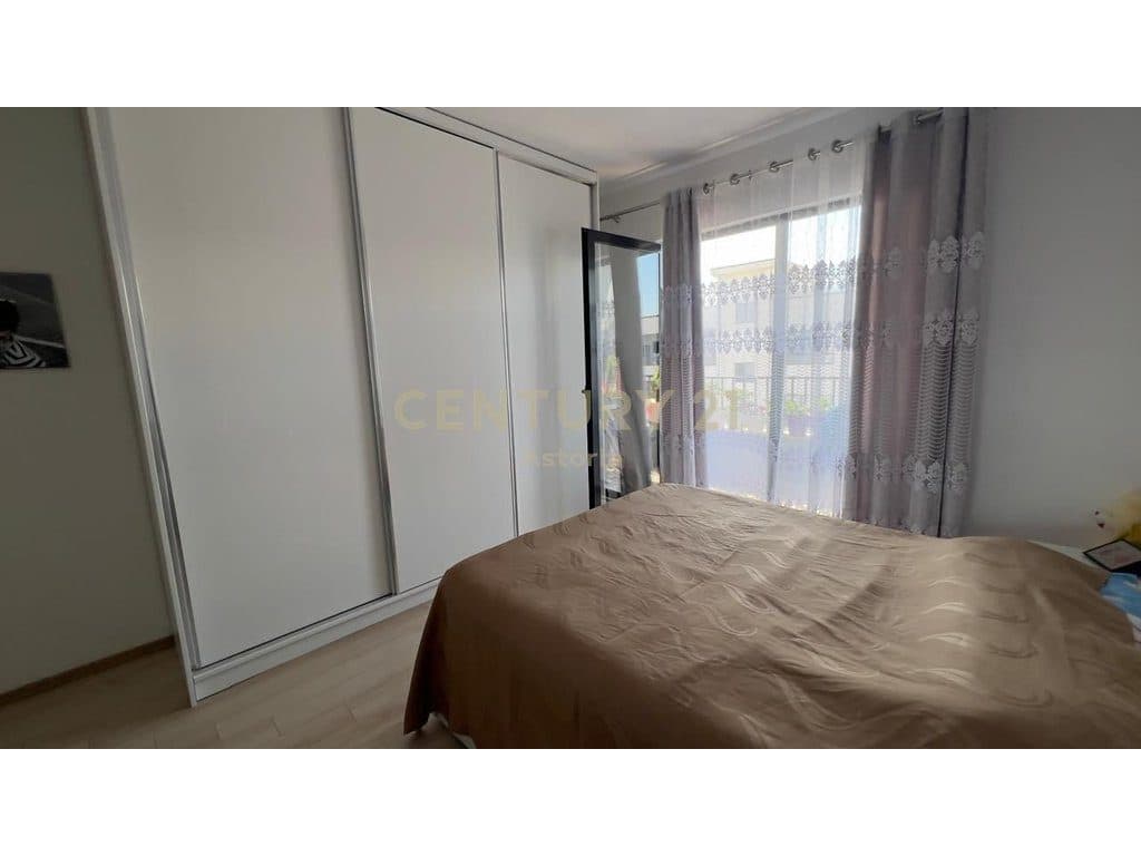 SHITET APARTAMENT 2+1 NË KAMËZ 3