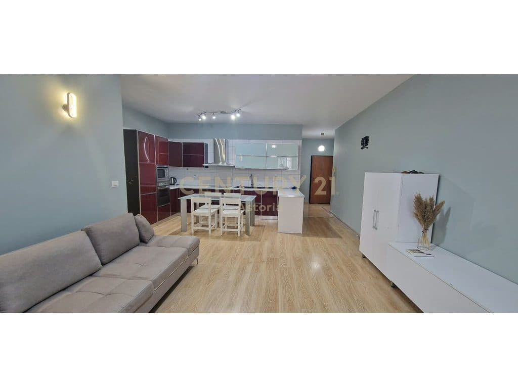 Jepet me qira apartament 2+1+2 tualete prane Ozone Electronic ne Astir!